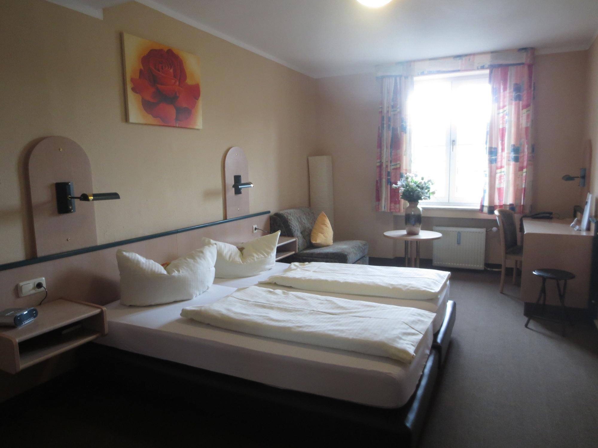 Regina Hotel