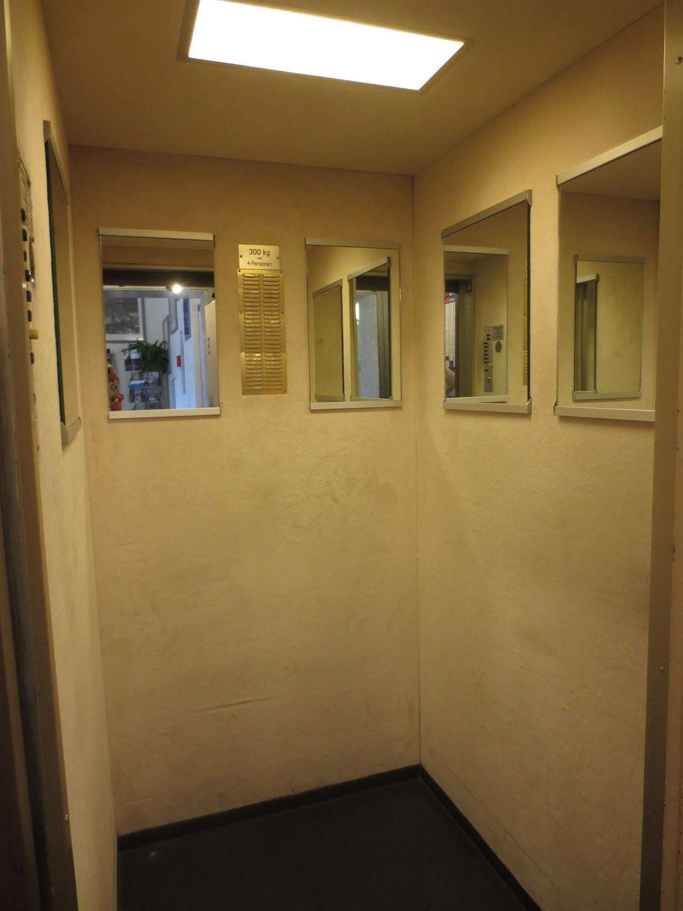 Regina Hotel 3*